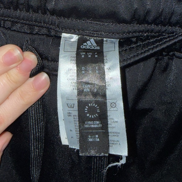 Adidas Men's Black Joggers - Picture 7 of 8